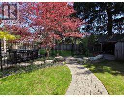 38 PARKER Avenue - 45