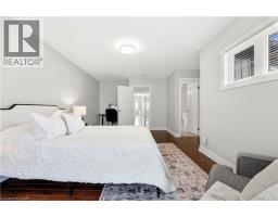 219 MOORLANDS Crescent - 13