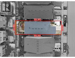 219 MOORLANDS Crescent - 2