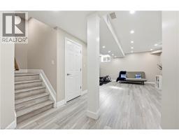 219 MOORLANDS Crescent - 20