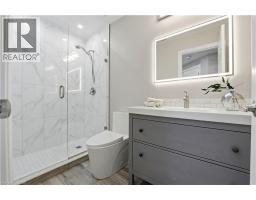 219 MOORLANDS Crescent - 22