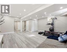 219 MOORLANDS Crescent - 23