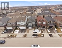 219 MOORLANDS Crescent - 27