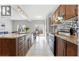 219 MOORLANDS Crescent - 7