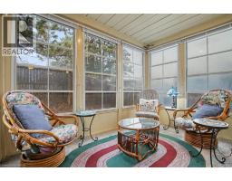 50 MIDLAND Drive UnitNo. 17 - 15