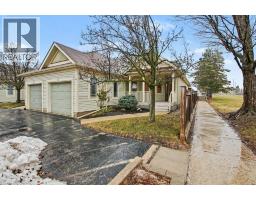 50 MIDLAND Drive UnitNo. 17 - 2