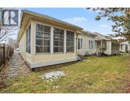 50 MIDLAND Drive UnitNo. 17 - 30