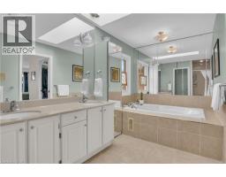 41 TINATAWA Court - 19