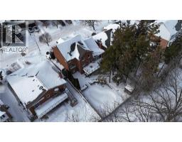 41 TINATAWA Court - 32