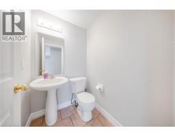 9 RED CLOVER Crescent - 15