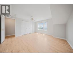 9 RED CLOVER Crescent - 30