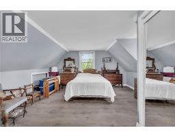 109 MCNAB Street E - 20