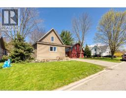 109 MCNAB Street E - 33