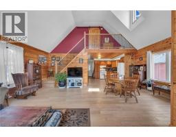 109 MCNAB Street E - 5