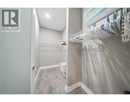 194 DONLY Drive S UnitNo. 12 - 14