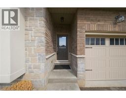 194 DONLY Drive S UnitNo. 12 - 3