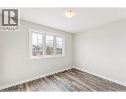 81 PENHALE Avenue - 39