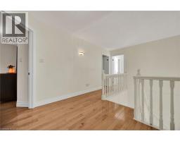 232 THE LIONS Gate - 20