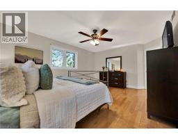 232 THE LIONS Gate - 28