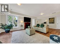 232 THE LIONS Gate - 33