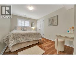 232 THE LIONS Gate - 35