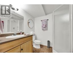 232 THE LIONS Gate - 37