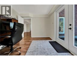 232 THE LIONS Gate - 39