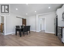 580 MAIN Street E - 11