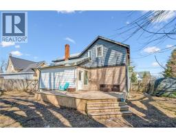 580 MAIN Street E - 34