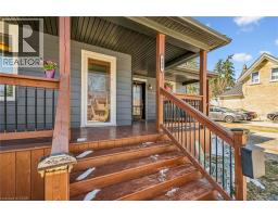 580 MAIN Street E - 4