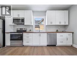 580 MAIN Street E - 9