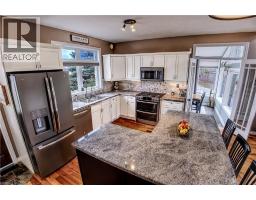 31 CHAPEL Street - 18