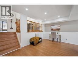 35 MELRAN Drive - 28