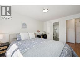 35 MELRAN Drive - 30