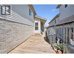 35 MELRAN Drive - 34