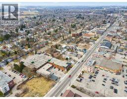 1009 QUEENSTON Road UnitNo. 205 - 3