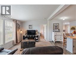 22 COPPER BEECH Drive - 3