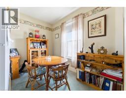 9 WILLOW Street - 31