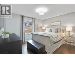 34 LESLIE Avenue - 17