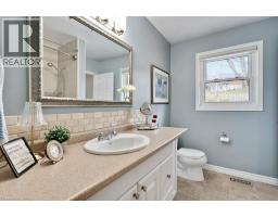 34 LESLIE Avenue - 20