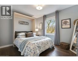 34 LESLIE Avenue - 21