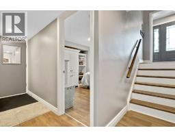 34 LESLIE Avenue - 25