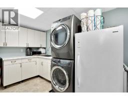 34 LESLIE Avenue - 32