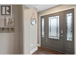 34 LESLIE Avenue - 4