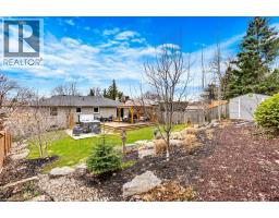 34 LESLIE Avenue - 40