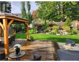 34 LESLIE Avenue - 43