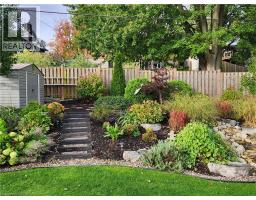 34 LESLIE Avenue - 44