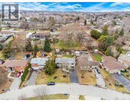 34 LESLIE Avenue - 48