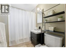 82 GLENVIEW Avenue - 16