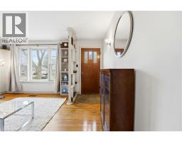 82 GLENVIEW Avenue - 4